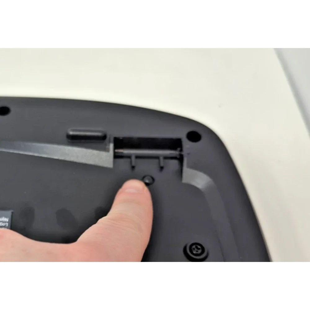 Logitech K350 Wireless Keyboard (Has Dongle) Wave Ergonomic | Full-Size Read
